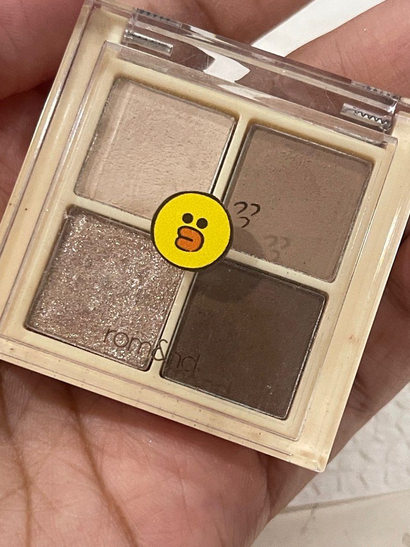Romand better than eyes mini m02 (Category: Makeup) located in Las Pinas. Submitted by trishdeclutters (Listing ID 1383690583, Image 1). Description: Mini palette Great for everyday use Rfs di nagagamit ‼️past manuf bawal sa maarte.