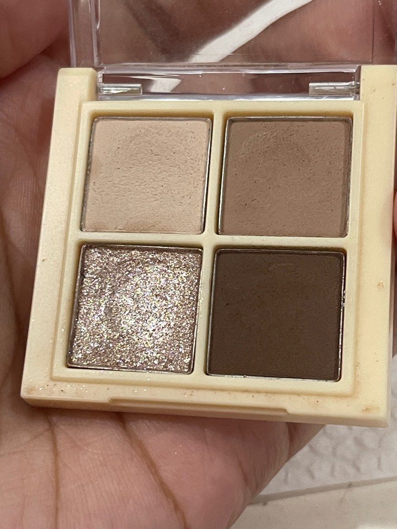 Romand better than eyes mini m02 (Category: Makeup) located in Las Pinas. Submitted by trishdeclutters (Listing ID 1383690583, Image 2). Description: Mini palette Great for everyday use Rfs di nagagamit ‼️past manuf bawal sa maarte.