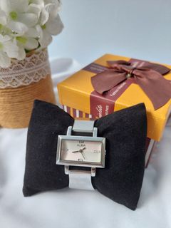 (Kategori: ) berada di . Dikirim oleh ourgoodpreloveds (ID iklan 1383771728, Gambar 1). Deskripsi: .