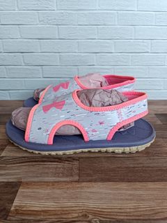 (Kategori: ) berada di . Dikirim oleh sepatubekas.yk (ID iklan 1383759125, Gambar 1). Deskripsi: .