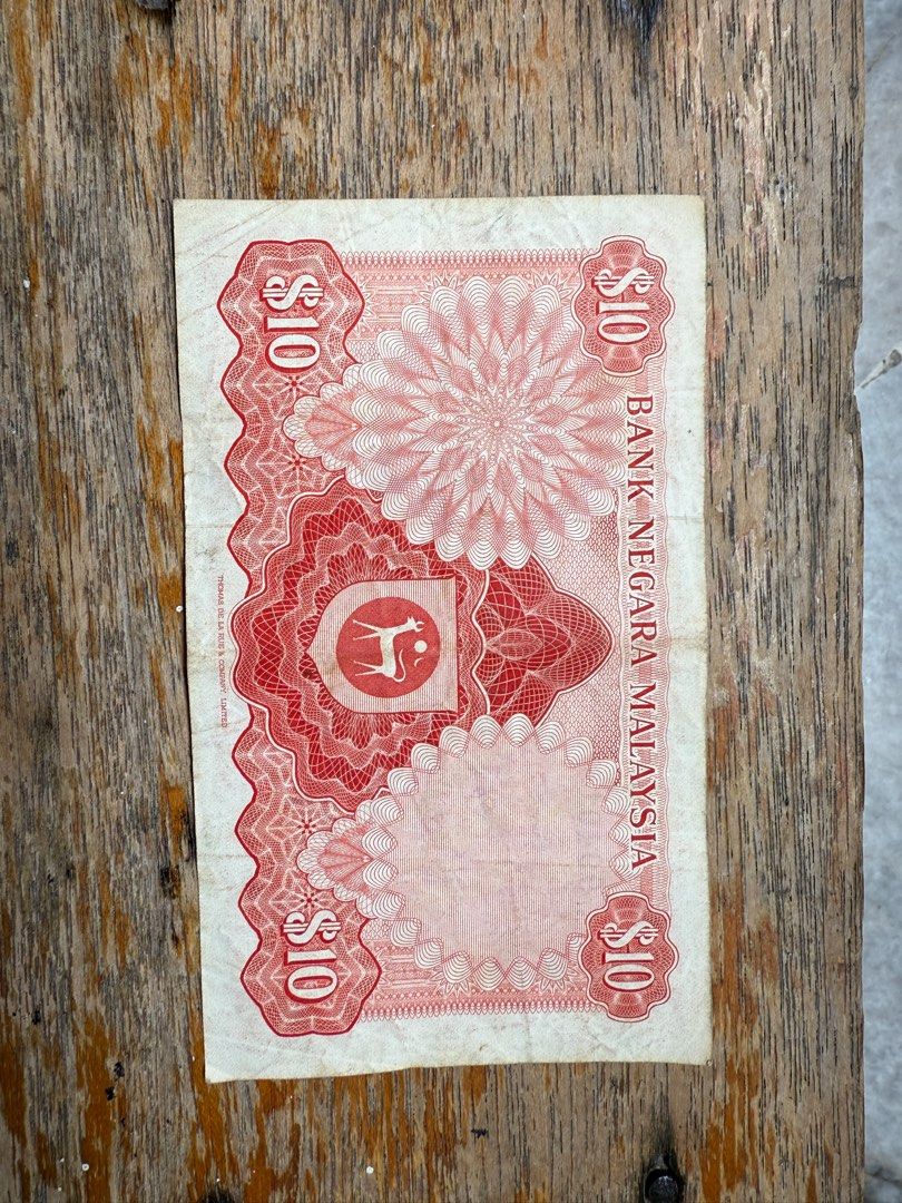 Sa-Puloh Ringgit note (Category: Currency) located in Kuala Lumpur. Submitted by lizluv (Listing ID 1383666377, Image 2). Description: Sa-Puloh Ringgit” note is from Malaysia’s 1967 First Series, issued by Bank Negara Malaysia and featuring the portrait of Tuanku Abdul Rahman..
