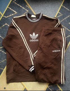 (Category: ) located in . Submitted by ekiyibrahim1404 (Listing ID 1383714511, Image 1). Description: .