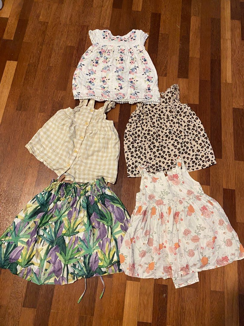 Set of 5 dresses (9 months) (Category: Babies & Kids Fashion) located in Kuala Lumpur. Submitted by petitethrift (Listing ID 1383740600, Image 1). Description: Fits around 9 months , fits kids 85 cm or shorter. Sizes seem varied but they are all actually comparable in size..
