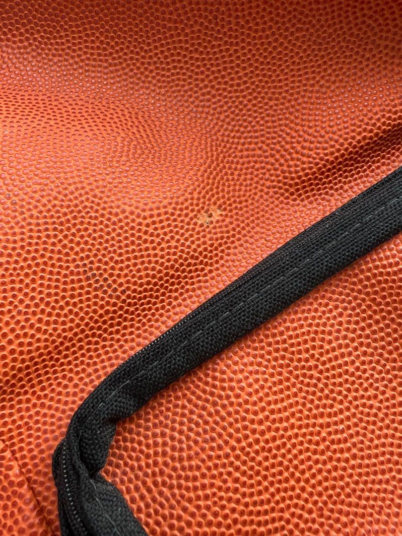Skateboard / Ball Bag (Category: Backpacks) located in Manila. Submitted by alwaysdeclutteringthings (Listing ID 1383702850, Image 2). Description: Small material chip Used to transport our designer skateboard display at the airport. .