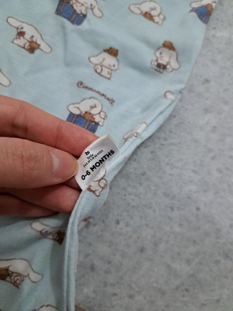 Sleepsuit little palmerhaus (Kategori: Baju Bayi) berada di Jakarta Barat. Dikirim oleh viviani1704 (ID iklan 1383731843, Gambar 2). Deskripsi: Size 0-6M.