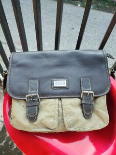 (Kategori: ) berada di . Dikirim oleh nakaraskapreloved23 (ID iklan 1383669509, Gambar 1). Deskripsi: .