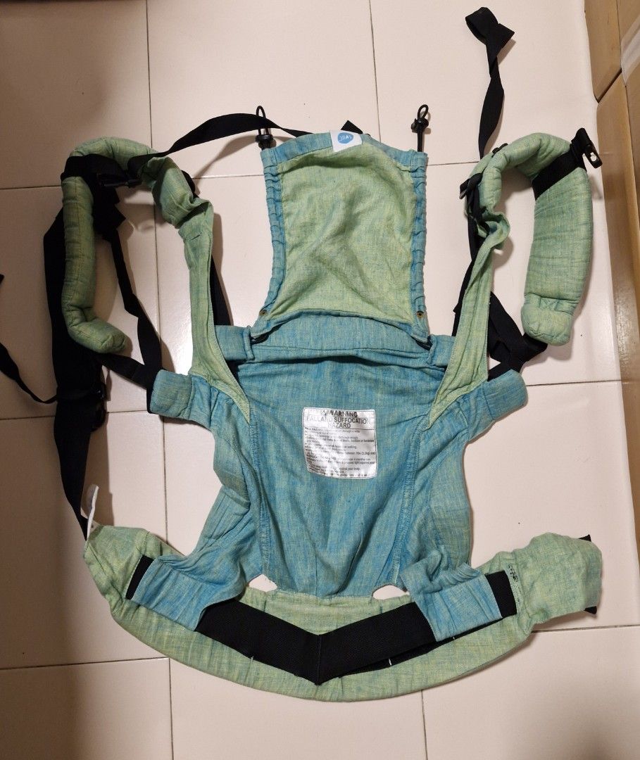 Soul Aseema Linen Green (Category: Carriers & Slings) located in Singapore. Submitted by ejiify (Listing ID 1383796069, Image 1). Description: Used for a few years for my first born. Cooling and still usable. The loose straps are abit stretched but you can use a rubber band to tie them up. Well maintained..
