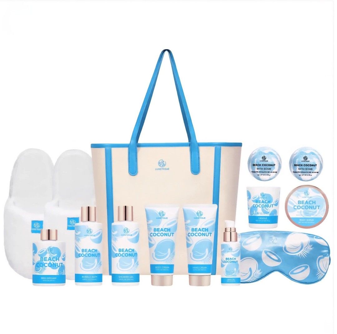 SPA LUXETIQUE BEACH COCONUT GIFT SET 12pcs (Category: Bath) located in Manila. Submitted by ana_essentials56 (Listing ID 1383795287, Image 2). Description: SPA LUXETIQUE BEACH COCONUT GIFT SET 12pcs / P899only FRAGRANCE Top notes: Coconut, Melon Middle notes: Raspberry, Marine, Rose Base notes: Amber, Vanilla SET CONTENTS: Shower gel 200ml Body cream 100ml Bubble bath 200ml Body oil 55ml Candle 75g Reed diffuser 130ml Body scrub 120g Hand cream 1
