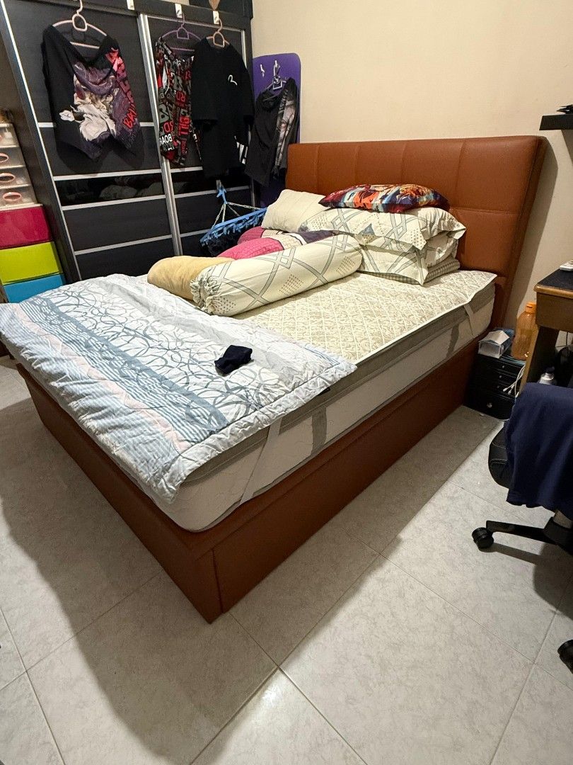 Storage Bed Frame with Headboard65075300245762112