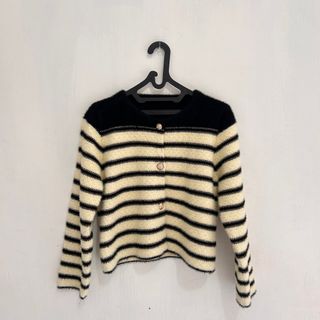 (Kategori: ) berada di . Dikirim oleh preloved_by_plove (ID iklan 1383846038, Gambar 1). Deskripsi: .