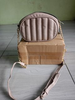 (Kategori: ) berada di . Dikirim oleh viaamoy (ID iklan 1383667016, Gambar 1). Deskripsi: .