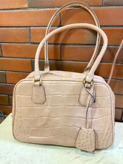 (Kategori: ) berada di . Dikirim oleh margarethira95237 (ID iklan 1383804692, Gambar 1). Deskripsi: .