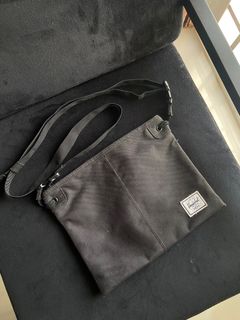 (Kategori: ) berada di . Dikirim oleh stockroom____1 (ID iklan 1383749110, Gambar 1). Deskripsi: .