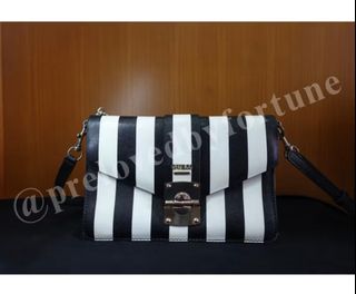 (Kategori: ) berada di . Dikirim oleh prelovedbyfortune (ID iklan 1383826940, Gambar 1). Deskripsi: .
