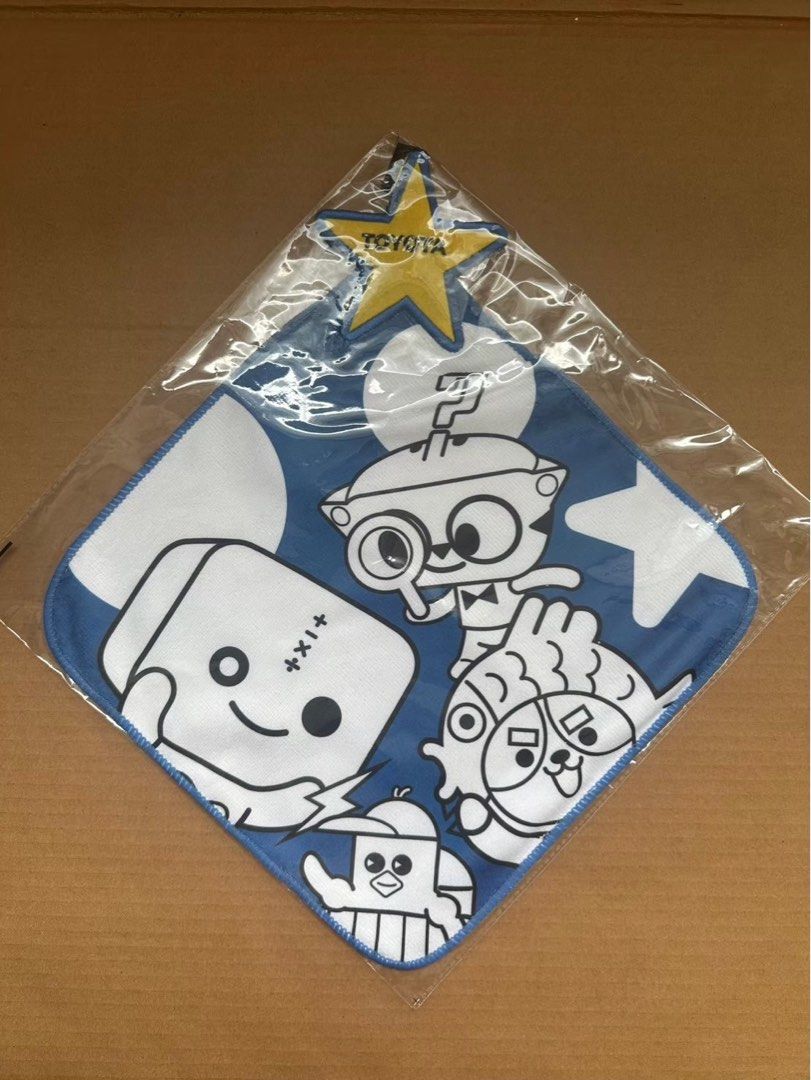 由 minijudy_ (刊登 ID 1383772726，圖片 1) 提交，位於 宜蘭縣 (Yilan) 的 全新品TOYOTA頑趣奇兵造型擦手巾30*30公分洗臉巾方 巾小毛巾手帕毛巾 (類別：床具浴巾)，說明：可7-11取貨付款，賣… 全新品。
