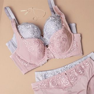 （分類：）位於 。 由 nahsha_ 提交（商品編號 1383778871，圖片 1）。簡介： 。