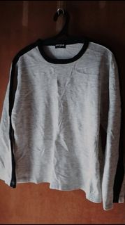 (Category: ) located in . Submitted by thrifteristtrading (Listing ID 1383778999, Image 1). Description: .