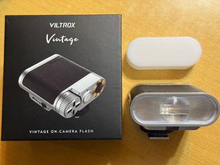 （分類：）位於 。 由 lionsiv369891 提交（商品編號 1383767330，圖片 1）。簡介： 。
