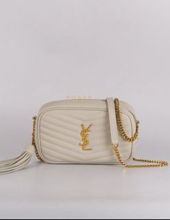 (Category: ) located in . Submitted by closetcompany (Listing ID 1383731520, Image 1). Description: .