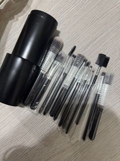 由 nnnnlala (刊登 ID 1383941518，圖片 1) 提交，位於 的 (類別：)，說明：。