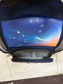 由 suzainaa98 (刊登 ID 1384006272，圖片 1) 提交，位於 的 (類別：)，說明：。