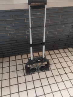 由 k650226k72250 (刊登 ID 1384028150，圖片 1) 提交，位於 的 (類別：)，說明：。
