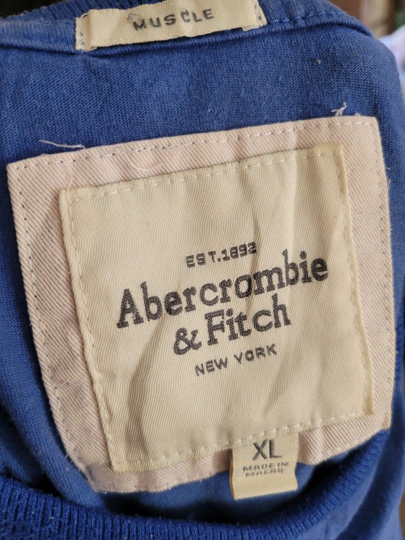 Abercrombie shirt (Category: Tshirts & Polo Shirts ) located in Dumaguete. Submitted by GreatFindsForLess_by_Krissy (Listing ID 1383896037, Image 2). Description: preLoved Abercrombie shirt.