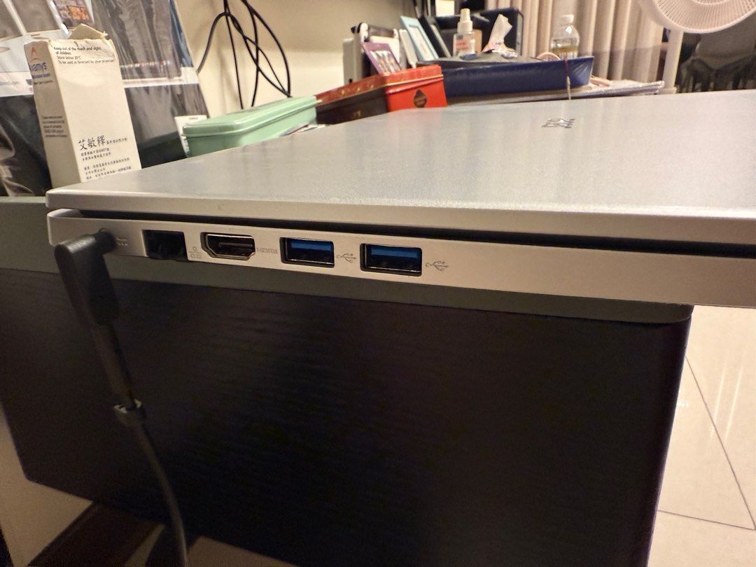 由 dt0520 (刊登 ID 1384011318，圖片 3) 提交，位於 桃園市 (Taoyuan) 的 acer aspire 3 A315-43 15.6吋筆記型電腦 (類別：桌上電腦或筆記型電腦)，說明：記憶體： 8G (on board) + 8G DDR4 硬碟： 1T+1T NVMe SSD 螢幕：15.6 /霧面 軟體：Win10 +microsoft office 處理器： AMD R7 5000 series 附有線充電。