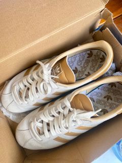 (Kategori: ) berada di . Dikirim oleh retno94 (ID iklan 1383925788, Gambar 1). Deskripsi: .