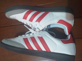 (Category: ) located in . Submitted by pickbuy.426 (Listing ID 1383885421, Image 1). Description: .