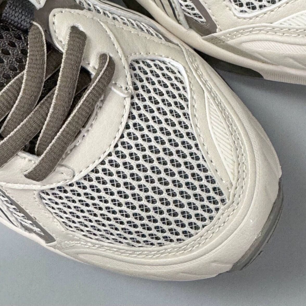 Asics GEL-Quantum Kinetic 1203A270 Man And Women Size36-45.5 (Category: Sneakers & Footwear) located in Singapore. Submitted by luxe_pick_planet (Listing ID 1383930776, Image 3). Description: Asics GEL-Quantum Kinetic. Trendy retro outdoor functional mesh synthetic leather shock absorber. Same gender design Size36-45.5 Express delivery takes about 10-12 days to sg, Sorry for the urgent order. Products are continuously updated,Welcome to consult. 