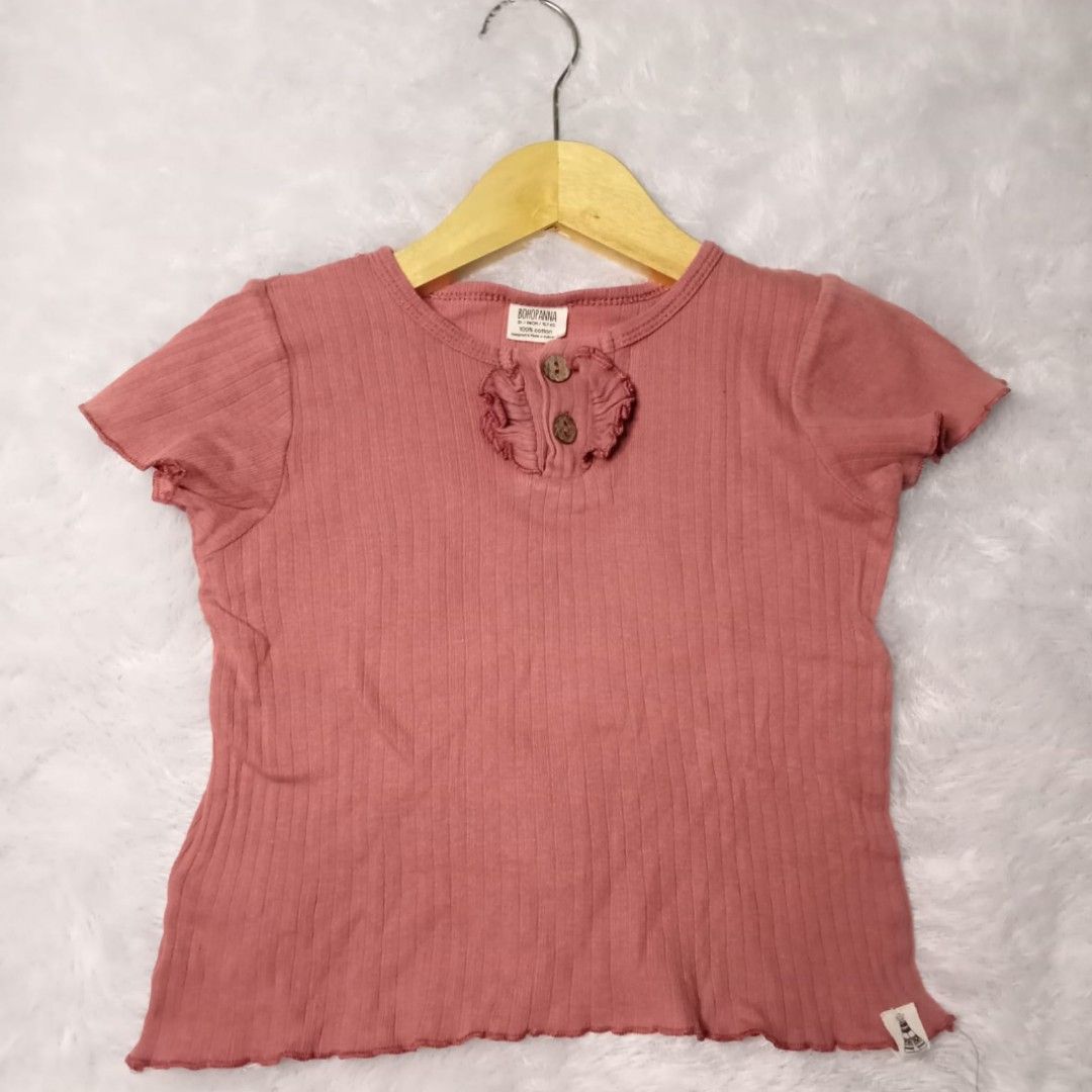 Atasan anak cewe BOHOPANA (Kategori: Orang Tua, Bayi & Anak - Lainnya) berada di Garut. Dikirim oleh babykidsloved (ID iklan 1383892233, Gambar 1). Deskripsi: bahan tidak panas untuk usia 2-3tahun.