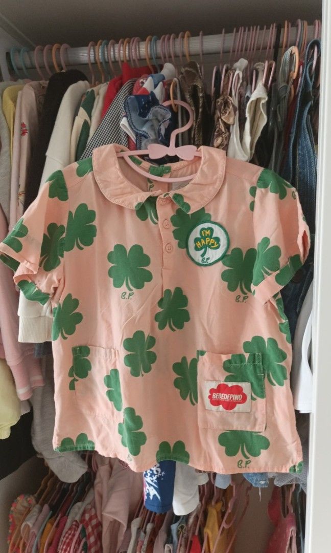 Atasan Bebedepino (Kategori: 1 hingga 3 tahun) berada di Tangerang. Dikirim oleh coraldove21_ (ID iklan 1383949512, Gambar 1). Deskripsi: Preloved,atasan anak usia 3-4th. kondisi 80%, tidak ada sobek,warna cerah. jual lagi dilelang pasti untung👍.