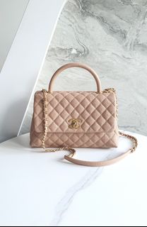 (Category: ) located in . Submitted by luxurydesignerbrandeds (Listing ID 1383918593, Image 1). Description: .