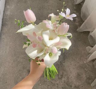(Category: ) located in . Submitted by shinfloralatelier (Listing ID 1383879034, Image 1). Description: .