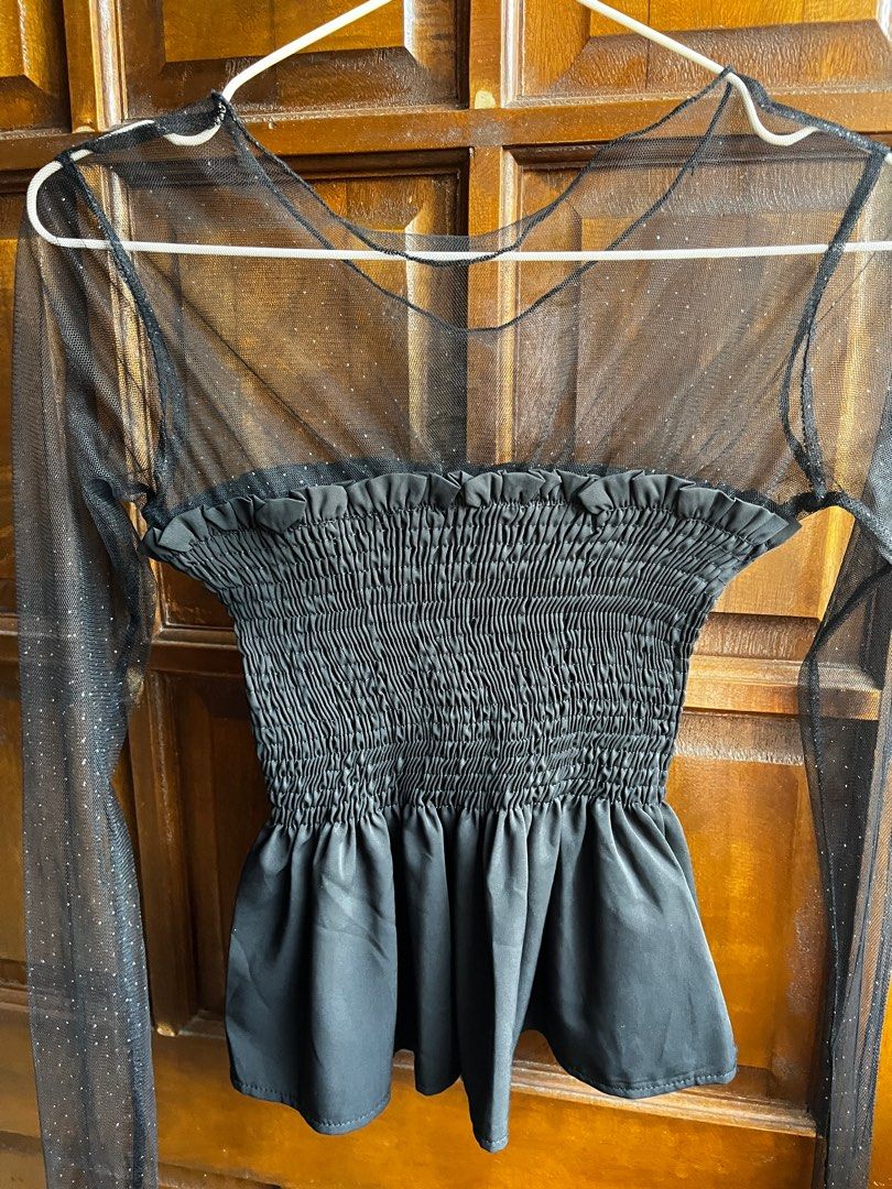 Black Smocked top (Category: Blouses) located in Tacloban City. Submitted by priv_ (Listing ID 1383934479, Image 2). Description: Black sheer sleeves smocked top XS-Small Mop: Gcash Loc: Tacloban City ₱350+sf.