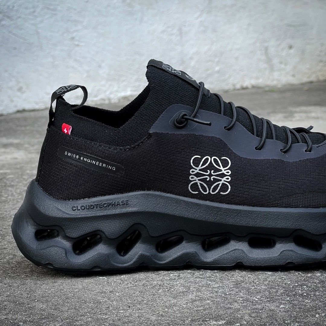 LOEWE x On Cloudtilt On Running (Category: Sneakers) located in Quezon City. Submitted by denalnozoit1 (Listing ID 1384031370, Image 2). Description: ✅ Limited edition Onhand and ready to ship Brand new with tags Imported from Vietnam What you see is what you get 📍 Location: UP Diliman, Quezon City ✅ Unisex/available both men and women ✅ Available sizes: 36-45 ✅ Complete with box Walk-in pickup available (UP Diliman) Same-day delivery via Lalamo