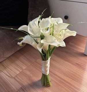 (Category: ) located in . Submitted by shinfloralatelier (Listing ID 1383878174, Image 1). Description: .