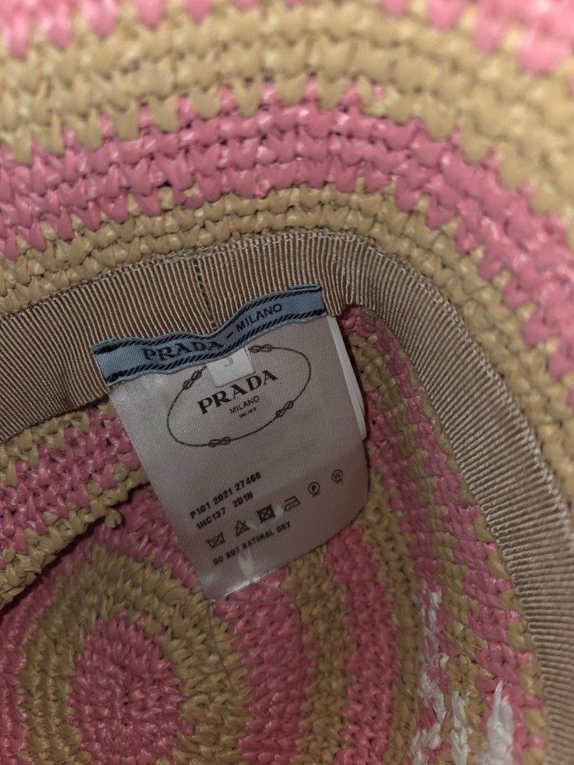 Cap （分類：飾物及配件）位於 Hong Kong。 由 mpstoreshk 提交（商品編號 1383989385，圖片 3）。簡介： 9成新，價可少議，到付！。