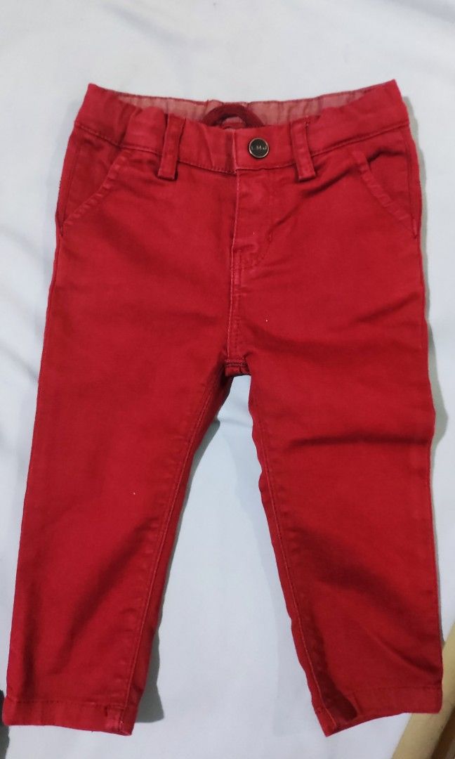 Celana Little Marc Jacobs Bayi (Kategori: 1 hingga 3 tahun) berada di Surabaya. Dikirim oleh blacksugarzz (ID iklan 1383900891, Gambar 1). Deskripsi: Celana Little Marc Jacobs Baby Kondisi masih bagus no minus DM kalau mau bundling atau borong ya! Follow akun aku untuk update prelove lainnya!.