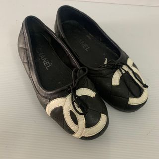 (Category: ) located in . Submitted by vintagebrandedstore (Listing ID 1383878154, Image 1). Description: .