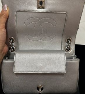（分類：）位於 。 由 kelly_pig 提交（商品編號 1383960500，圖片 1）。簡介： 。
