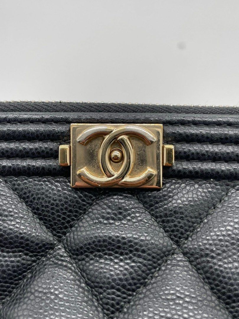 Chanel black clutch bag (Category: Luxury Bags & Wallets) located in Quezon City. Submitted by jmscm (Listing ID 1383912835, Image 3). Description: Chanel Black Clutch Bag Guaranteed Authentic Rank A Condition. No Inclusion .
