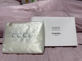 (Category: ) located in . Submitted by wishiewashiebaby (Listing ID 1384018654, Image 1). Description: .