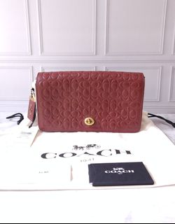 (Kategori: ) berada di . Dikirim oleh classygallery_id (ID iklan 1383905874, Gambar 1). Deskripsi: .