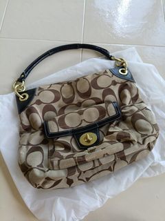 (Kategori: ) berada di . Dikirim oleh audreygn1877333 (ID iklan 1383962293, Gambar 1). Deskripsi: .