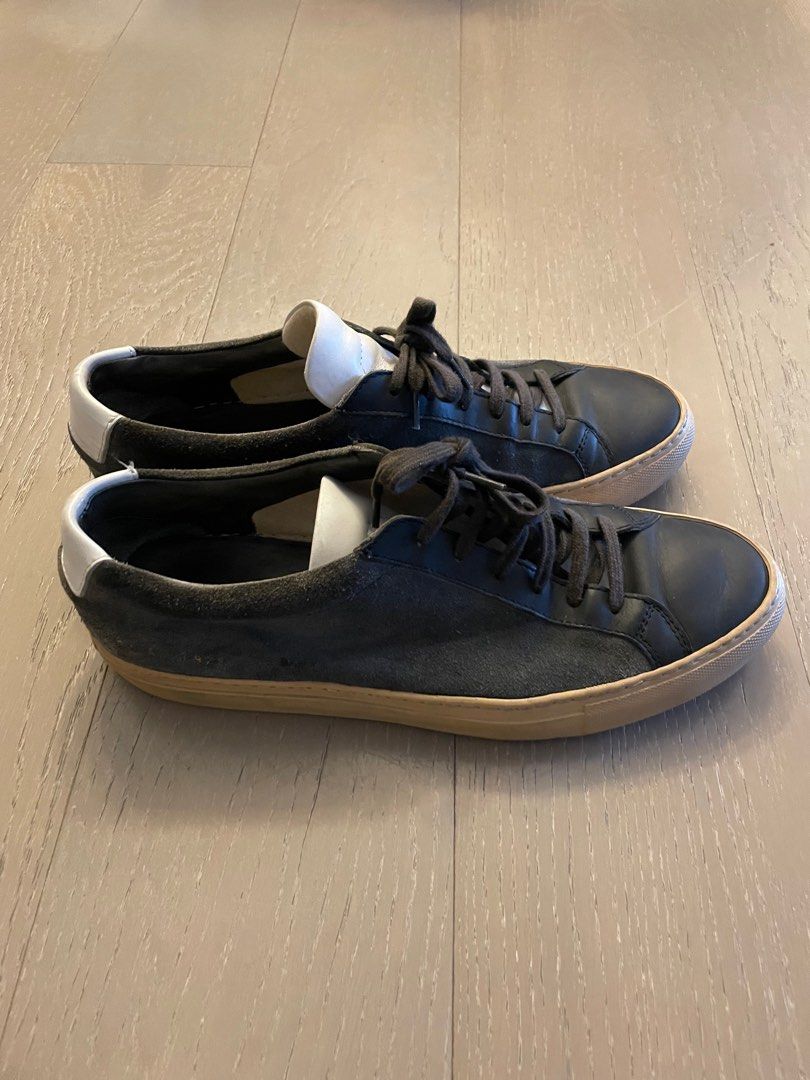 Common Projects Achilles (Category: Casual Shoes) located in Quezon City. Submitted by hendrix2 (Listing ID 1384018664, Image 1). Description: Common Projects A bit of sole separation (see photo) Blue suede UK 41.