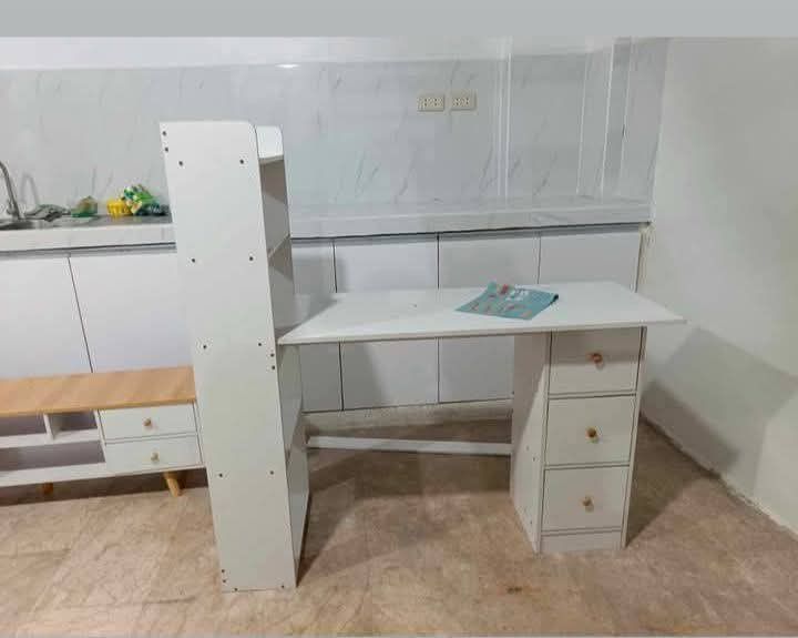 Computer Table with Shelves and Drawer (Category: Tables & Sets) located in Manila. Submitted by redonline (Listing ID 1383923232, Image 2). Description: H COMPUTER TABLE with Shelves and Drawer ₱1600 120cm All Wood ON HAND BRAND NEW Accept Gcash payment/COD Same day delivery + Delivery Fee.