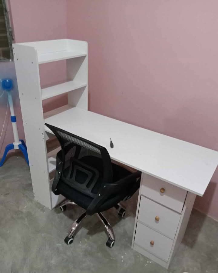 Computer Table with Shelves and Drawer (Category: Tables & Sets) located in Manila. Submitted by redonline (Listing ID 1383923232, Image 1). Description: H COMPUTER TABLE with Shelves and Drawer ₱1600 120cm All Wood ON HAND BRAND NEW Accept Gcash payment/COD Same day delivery + Delivery Fee.
