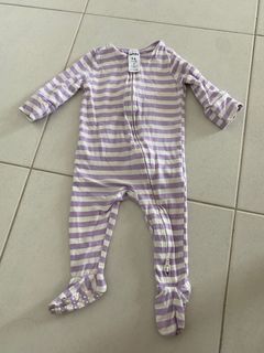 (Category: ) located in . Submitted by babiesbosses (Listing ID 1383918447, Image 1). Description: .
